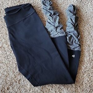 Triple Flip leggings, black, euc, 12